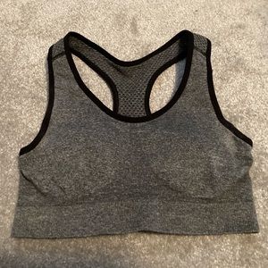 Gray Old Navy Active Go-Dry Bra